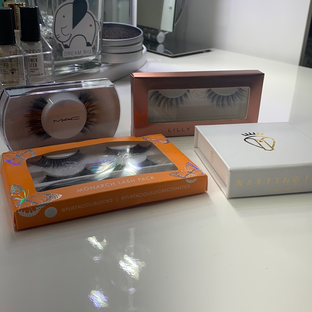 Bundle of 4 eye lashes pair